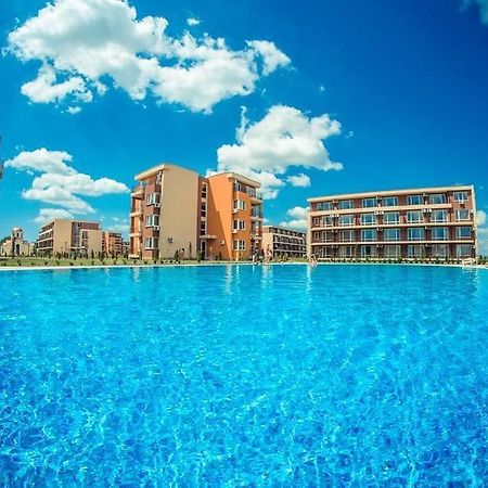 Holiday Fort Golf Club Sunny Beach Ngoại thất bức ảnh