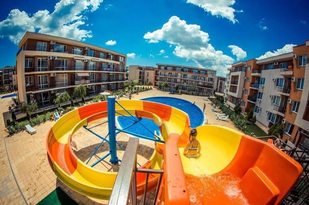 Holiday Fort Golf Club Sunny Beach Ngoại thất bức ảnh