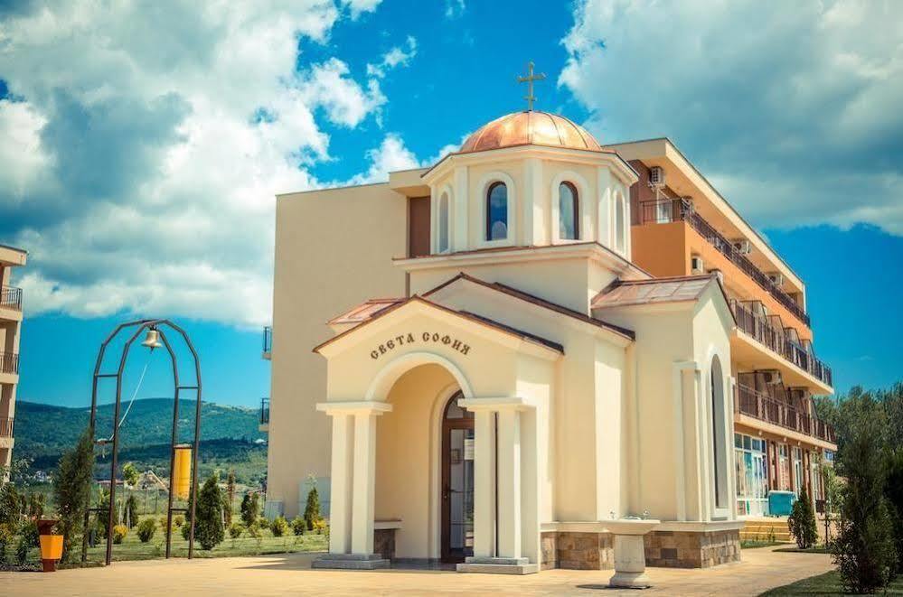 Holiday Fort Golf Club Sunny Beach Ngoại thất bức ảnh