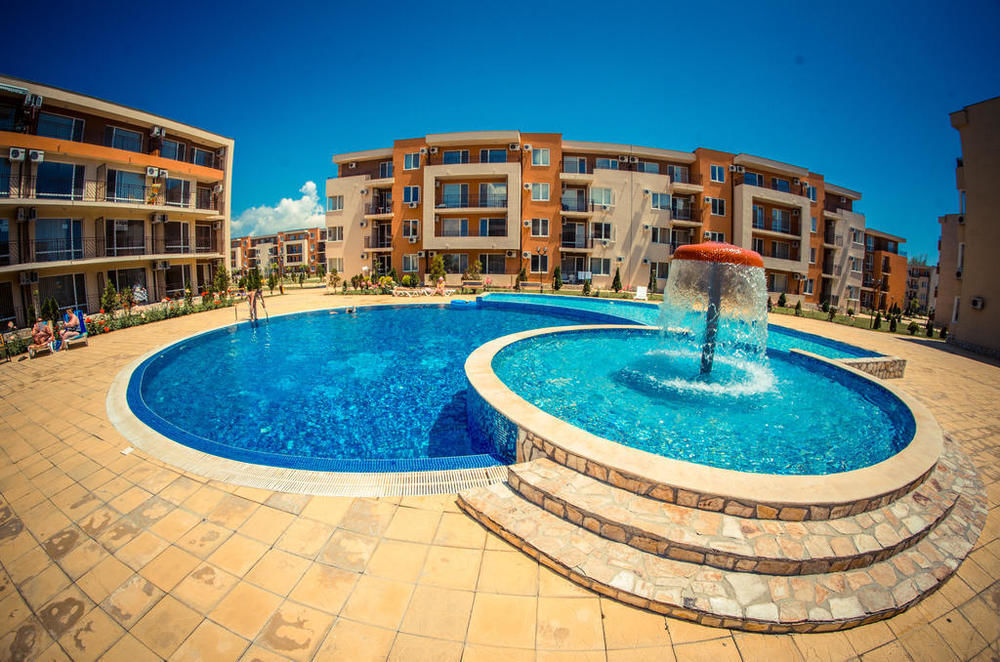 Holiday Fort Golf Club Sunny Beach Ngoại thất bức ảnh